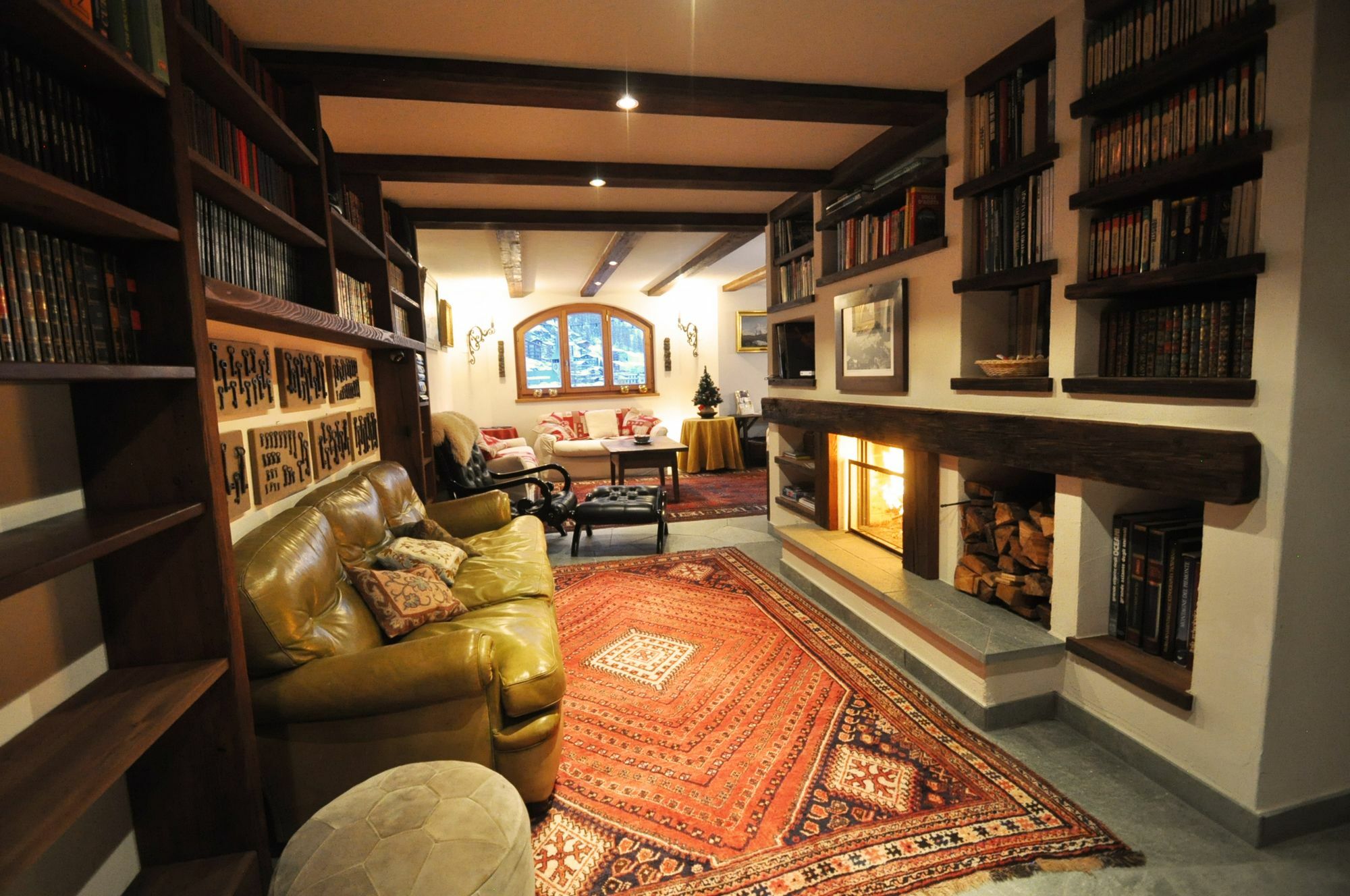 Haus Tiefbach - Apartment Cervino Zermatt Bagian luar foto