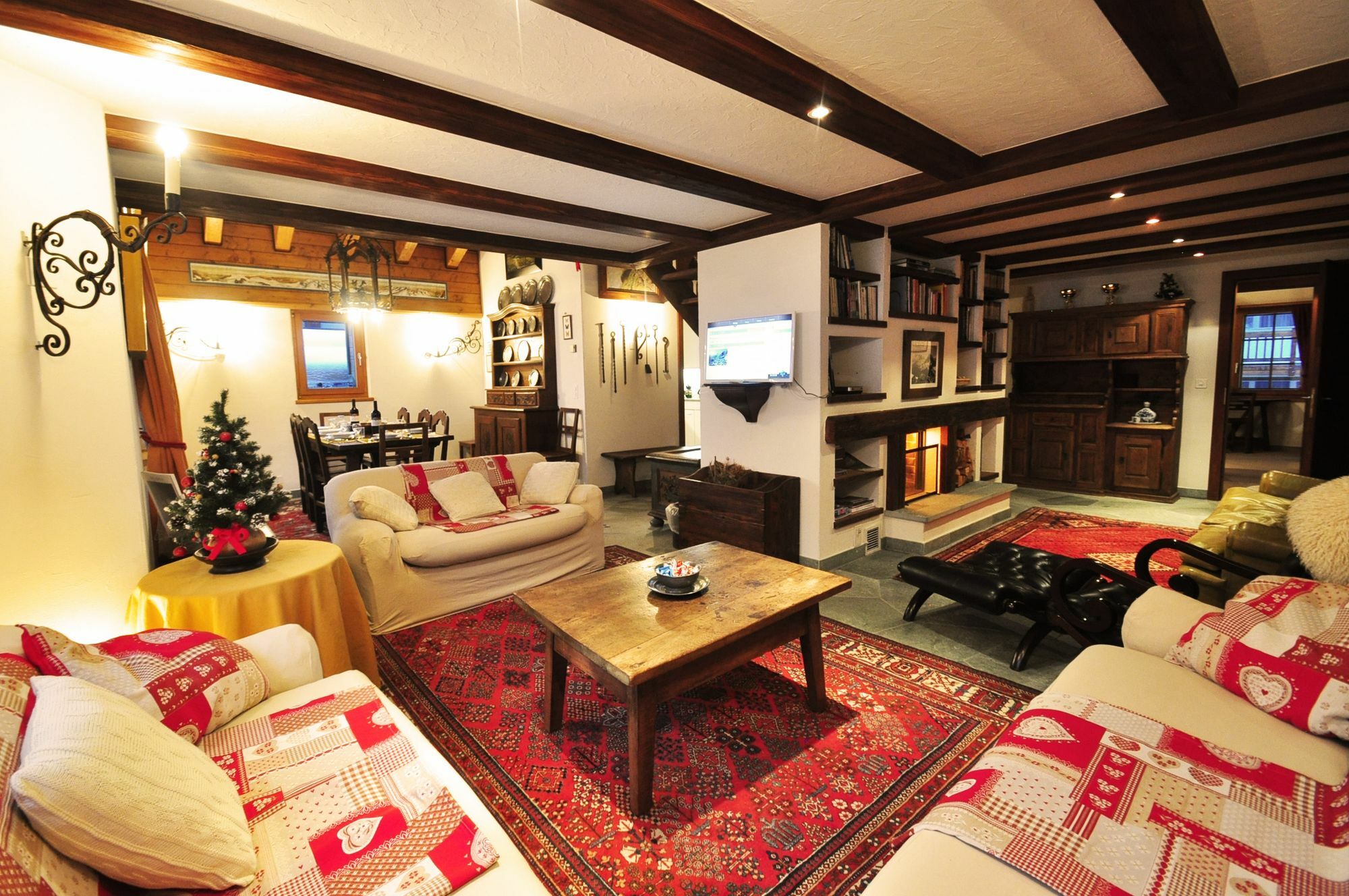 Haus Tiefbach - Apartment Cervino Zermatt Bagian luar foto