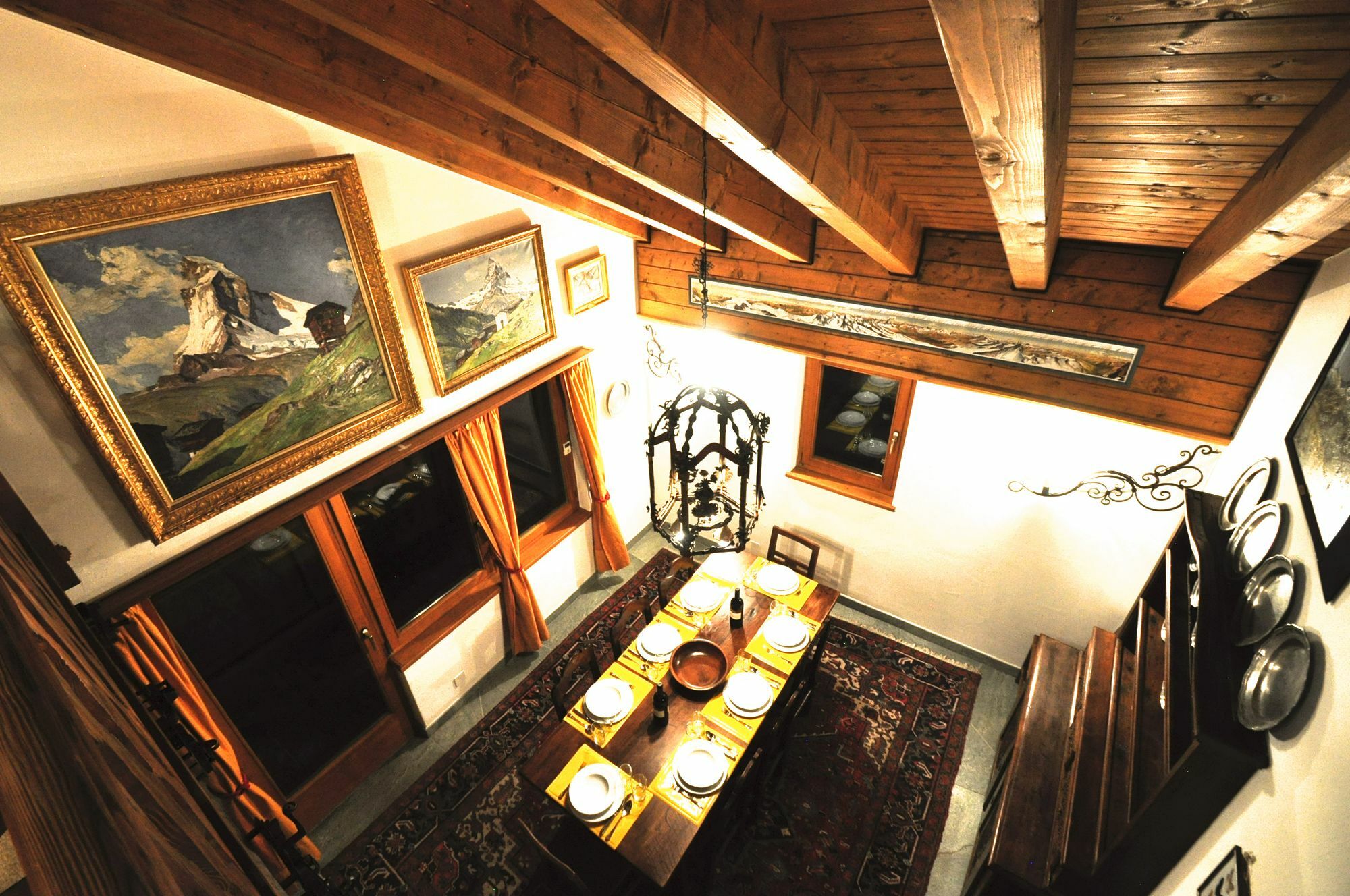 Haus Tiefbach - Apartment Cervino Zermatt Bagian luar foto